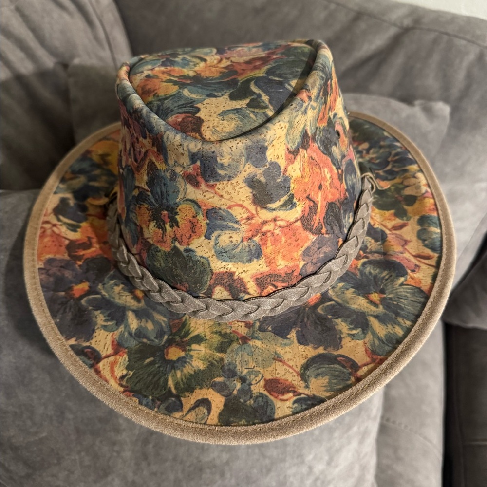 Floral Patterned  leather Women's Hat size M